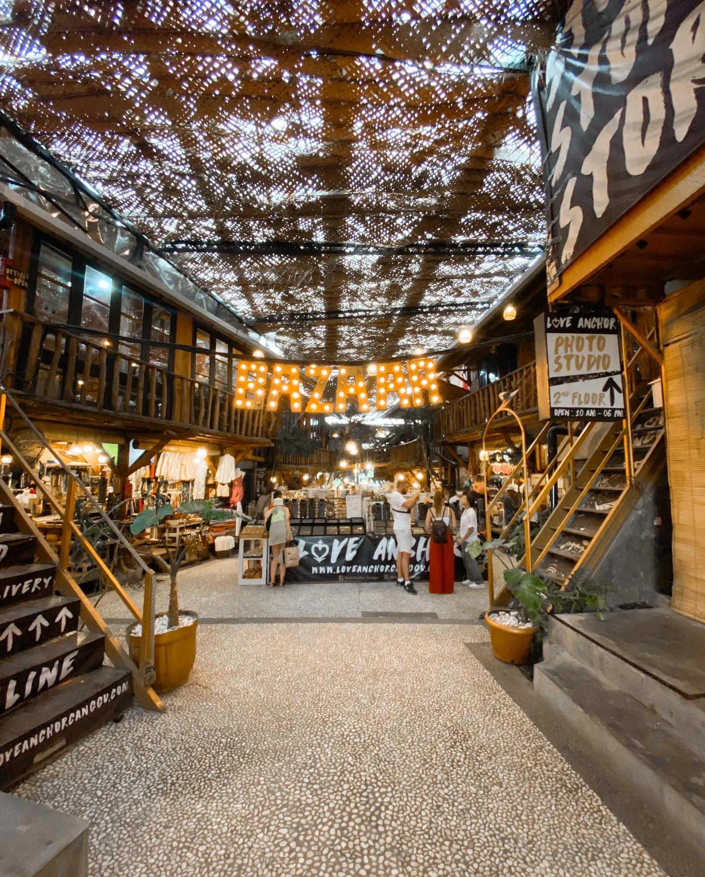Curated local crafts and fashion