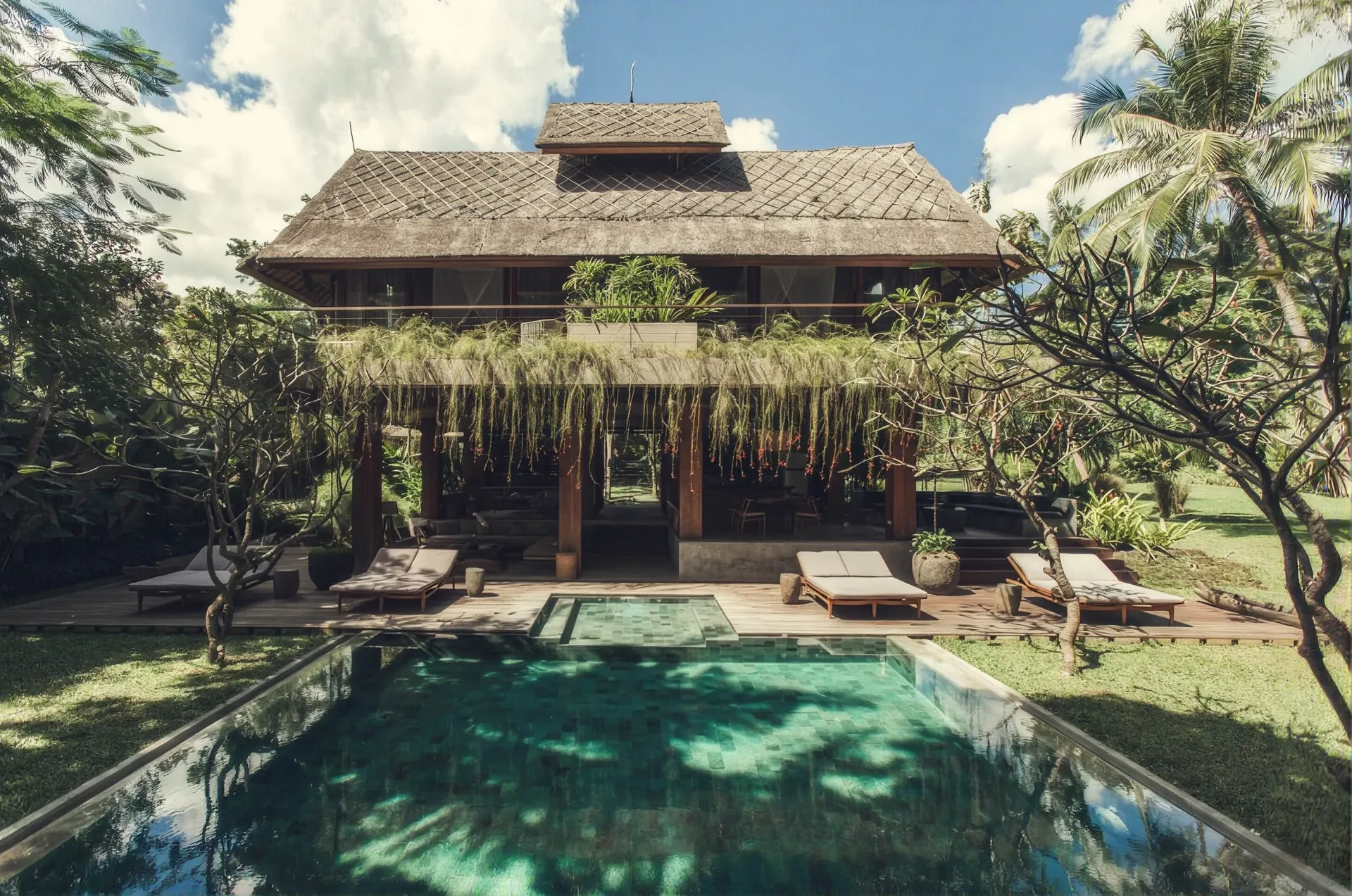 Tropical exterior