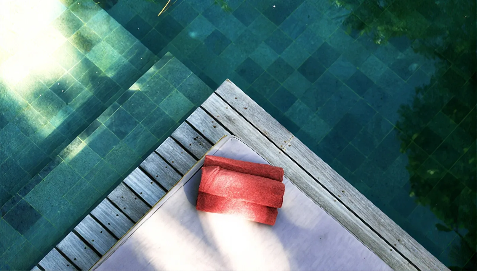 Luxury pool